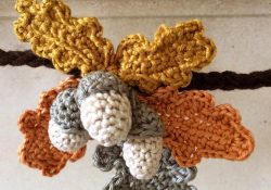 Fall Crochet Patterns Acorn Oak Leaf Autumn Garland Diy Tutorial With Links To Crochet